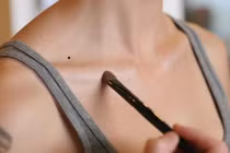 5 nốt ruồi hiểm độc huỷ hoại vận thế cả một đời