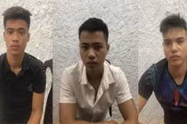 Tạm giữ nhóm thanh niên 'thông chốt' CSGT