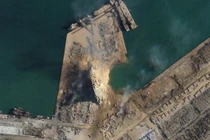 Vụ nổ ở Beirut: Hố khổng lồ khoét vào đất liền nhìn từ vệ tinh