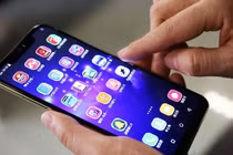 Người Triều Tiên phải đến cửa hàng để... mua ứng dụng smartphone 