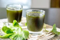 Những sai lầm khi uống nước rau má giải nhiệt