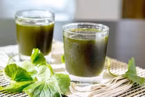 Những sai lầm khi uống nước rau má giải nhiệt