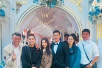 Hòa Minzy nhận điểm 10 vì ăn mặc tinh tế khi đi đám cưới