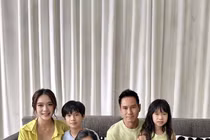 Vợ chồng Lý Hải, Minh Hà khéo dạy con 'tự túc, tiết kiệm' 