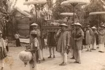 Hoàng thái hậu Đào Thị - đi làm đồng mây cũng bay theo