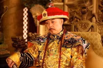 Người duy nhất dám mặc long bào vua Càn Long trong Tử cấm thành