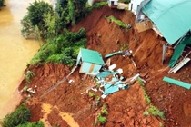 Giải pháp nào ngăn sạt lở nghiêm trọng?