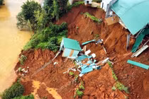 Giải pháp nào ngăn sạt lở nghiêm trọng?