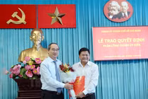 Ông Huỳnh Cách Mạng làm Phó ban Tổ chức Thành ủy TPHCM