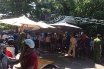 Xe Lexus biển số tứ quý đâm vào đoàn đưa tang, 3 người chết