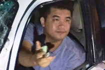 Hành động lạ của CSGT tông chết người bán trái cây nghèo ven đường