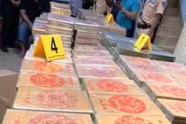 Bắt xe chở lượng ma túy “khủng” vào TPHCM