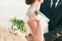 Video: Nghẹn ngào trước câu khen mẹ xinh của bé trai trong ngày đặc biệt này