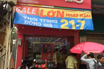 Đồng loạt kiểm tra 3 cửa hàng Con Cưng tại TP HCM