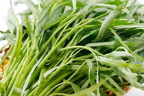 Thèm đến mấy những người này tuyệt đối đừng ăn rau muống