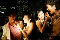 Bi kịch đau thương sau hợp đồng đổi vợ hết sức hoang đường