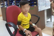 Sau 5 năm táo bón, bụng bé 5 tuổi to như thai phụ sắp sinh