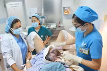 Bộ Y tế nhờ công an vào cuộc vụ mở lớp dạy sinh con "thuận tự nhiên"