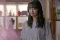 Phát hiện bí mật sau tấm ảnh cưới treo đầu giường, cuộc đời tôi thay đổi