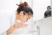 12 lý do bạn nhất định phải để một lọ giấm trong nhà