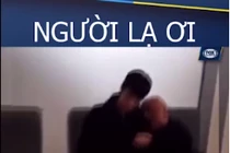 Video: Hành động siêu dễ thương của Công Phượng và HLV Park Hang-seo