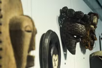 ​Loạt cổ vật cực quý của thế giới lần đầu xuất hiện tại Việt Nam