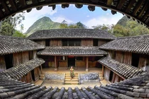 Video: Cháu nội Vua Mèo khẳng định không hiến dinh thự họ Vương