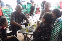 Quán nước mía ngoại ô TP.HCM thu hơn nửa tỷ đồng mỗi tháng