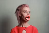 10 dụng cụ làm đẹp kỳ dị của phụ nữ