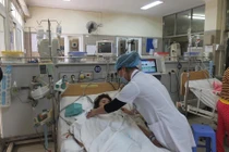 Sơn La: Nghi dùng nước chứa chất diệt cỏ 78 người bị ngộ độc