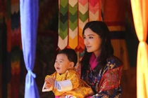 Hoàng hậu xinh đẹp trẻ nhất thế giới, lên ngôi khi mới 21 tuổi