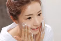 Bí quyết chăm sóc da ngày nắng bạn không được quên