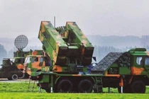 Trung Quốc triển khai tên lửa HQ-6 tới Hồng Kông