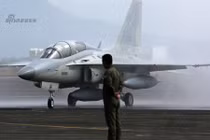 Cận cảnh chiến đấu cơ tối tân của KQ Philippines