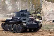 Hốt hoảng xe tăng Panzer Đức tập trận trên đất…Nga