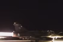 Mãn nhãn chiến đấu cơ Pháp xuất kích trong đêm đánh IS
