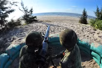 Mục kích Sư đoàn 302 VN đánh địch đổ bộ đường biển