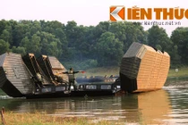 Chiêm ngưỡng phà tự hành GSP của QĐND Việt Nam