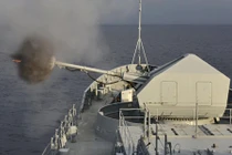 Cận cảnh siêu hạm Project 11356M Nga phô diễn hỏa lực