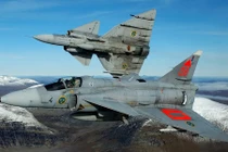 Tận mắt tiêm kích suýt bắn rơi được siêu cơ SR-71 Mỹ