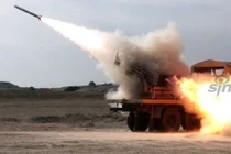 Peru lần đầu bắn pháo phản lực Type 90B Trung Quốc