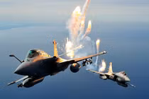 Điểm danh chiến đấu cơ Pháp vừa oanh tạc phiến quân IS