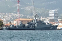 Tàu chiến Algeria phát nổ khi đang sửa chữa ở Nga