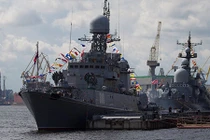 Tàu chiến Nga tập trận săn tàu ngầm trên biển Baltic