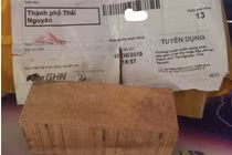 Ham giá hời, nhiều người đặt mua iPhone nhận về cục gỗ