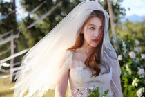 Choáng với độ giàu có của cô bạn Rich kid thủ môn Lâm Tây 