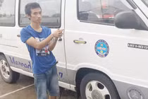 Gã trai sống lang thang vào bến xe trộm ôtô 16 chỗ