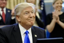 Tổng thống Mỹ và Quốc hội đạt thỏa thuận mở cửa Chính phủ tạm thời