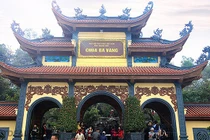 Hàng trăm bài viết “gọi vong” và số tài khoản trên website chùa Ba Vàng biến mất