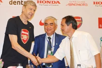 Đại gia Việt mua đội bóng Châu Âu: Vợ á hậu, quản lý khách sạn Sheraton HN